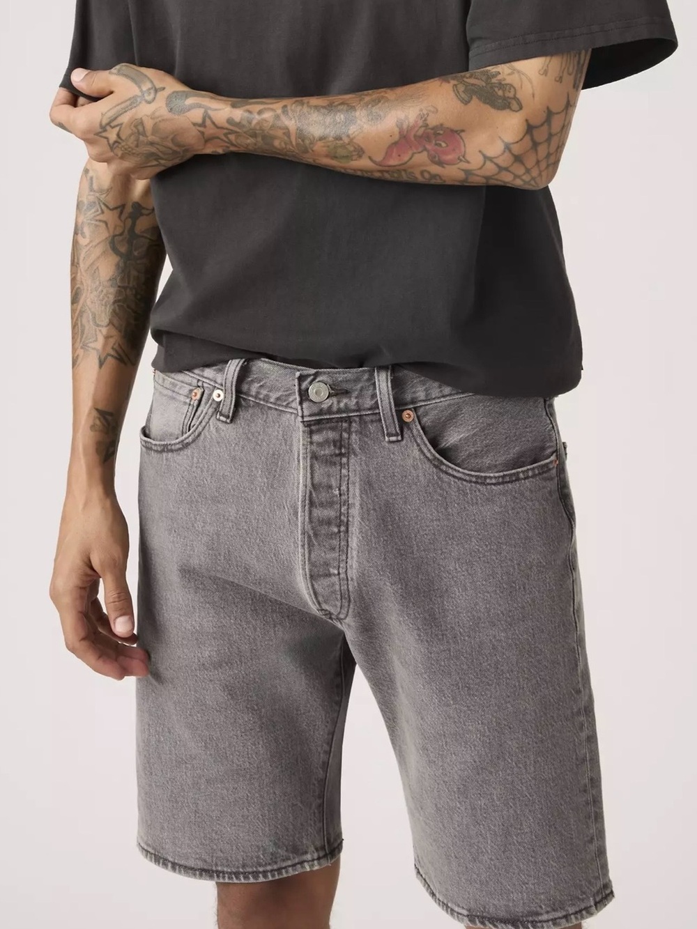 Levi's 569 Original Denim Shorts - Gray Wash (Size 38)